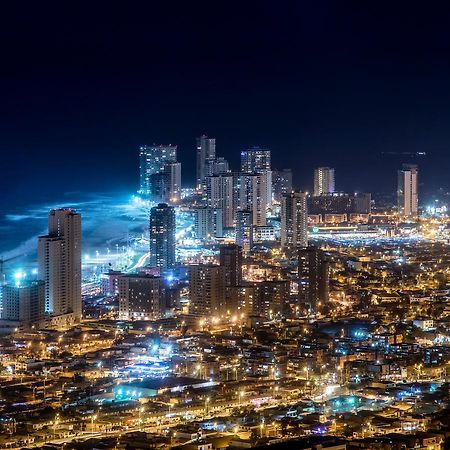 Отель Urbano Икике Экстерьер фото